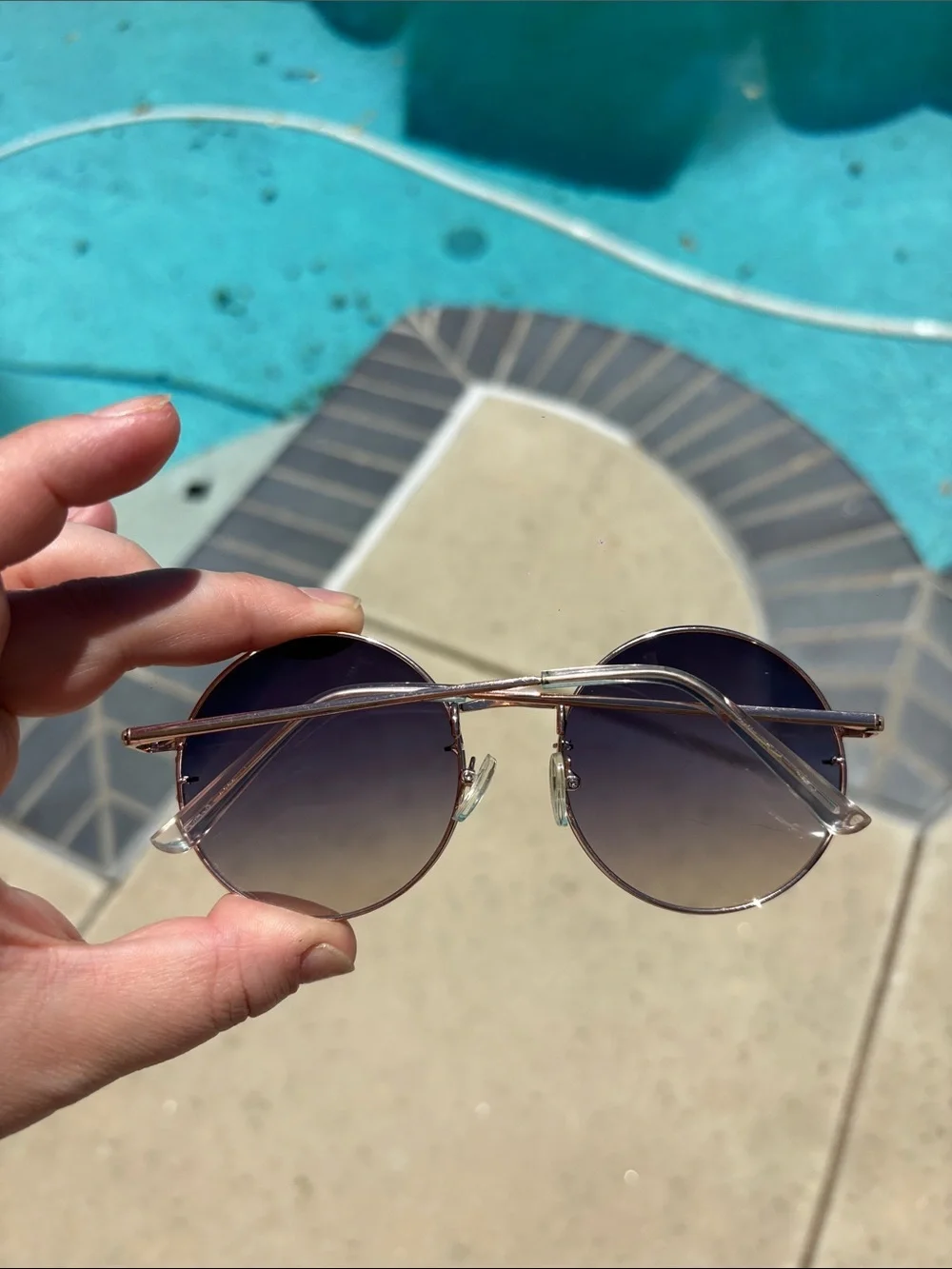 Round Gradient Lens Sunglasses - Black Gradient